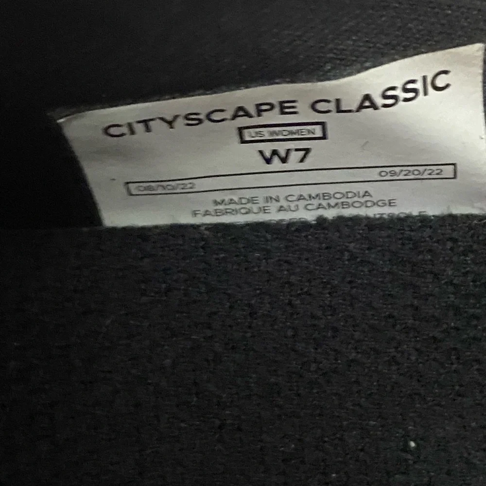 Vessi Womens Cityscape Classics White Sneakers Size 7 Waterproof Dyma-Tex